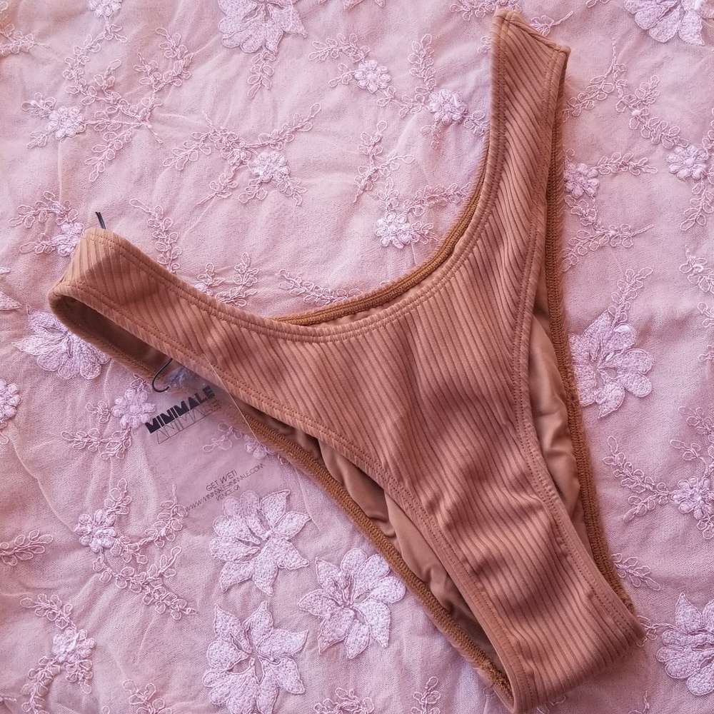 SOLD Minimale Animale ribbed Bikini Bottom